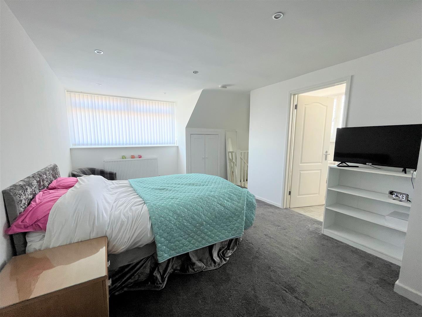 Alden Drive, Cockett, Swansea, SA2 0FY